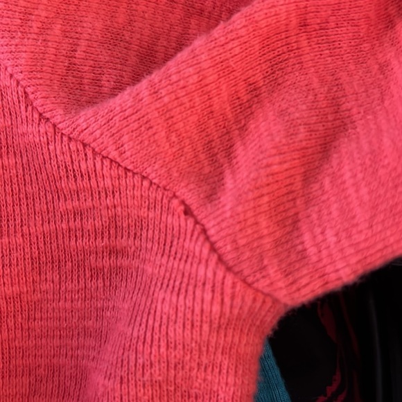 PILCRO COZY POPOVER TOP CORAL RUFFLE SIZE MEDIUM - Picture 8 of 8